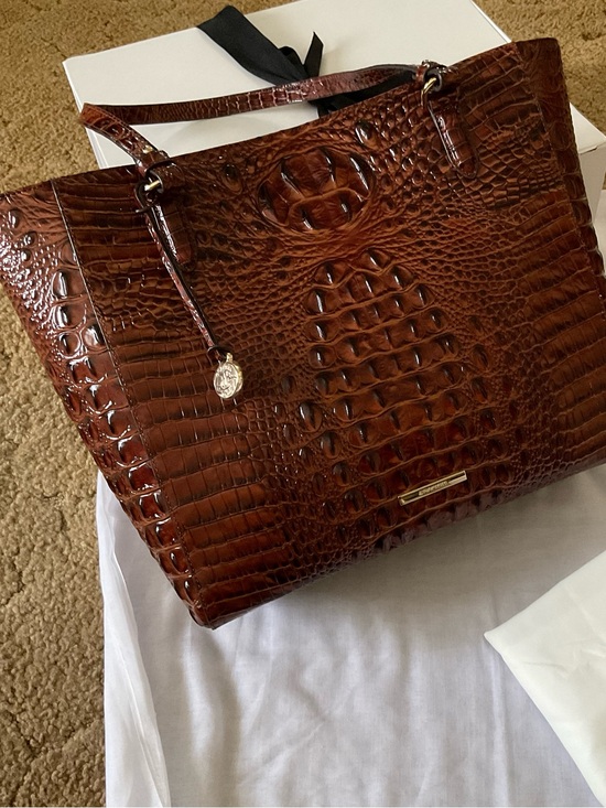 Brahmin Handbags - Beautiful Brahmin April pecan Cognac/brown Croc-Embossed Leather Tote! NWOT
